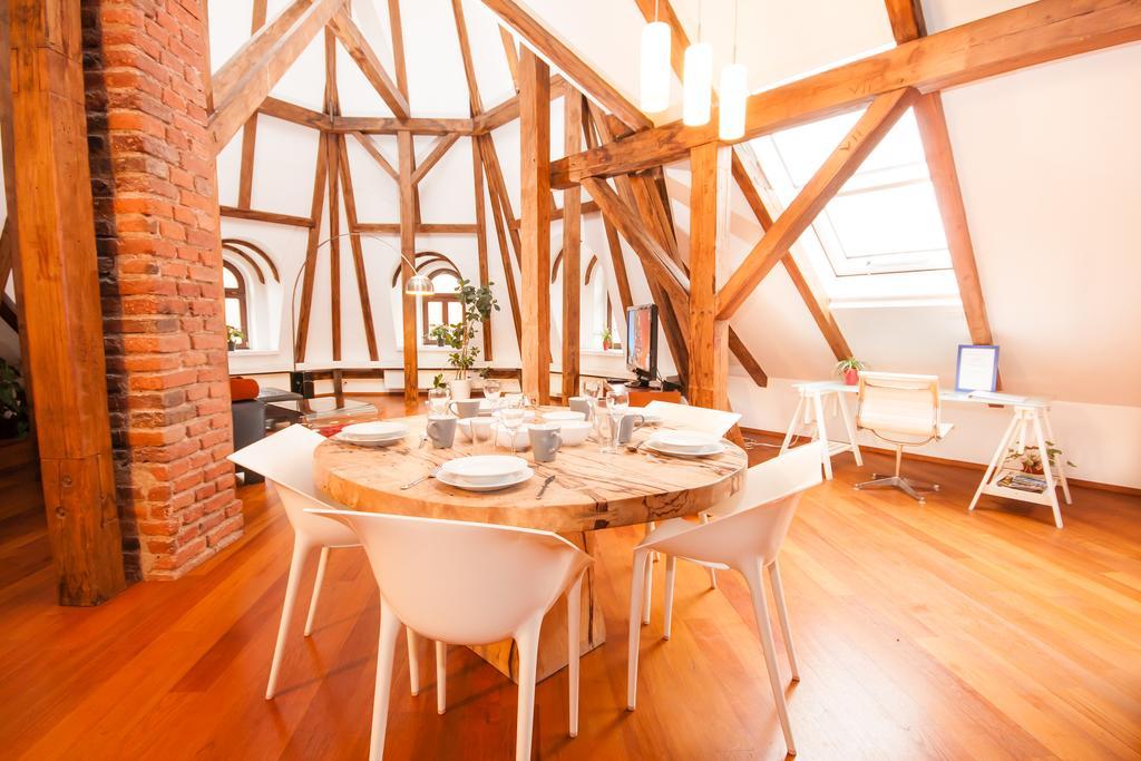 Luxury Loft Lägenhet Prag Exteriör bild