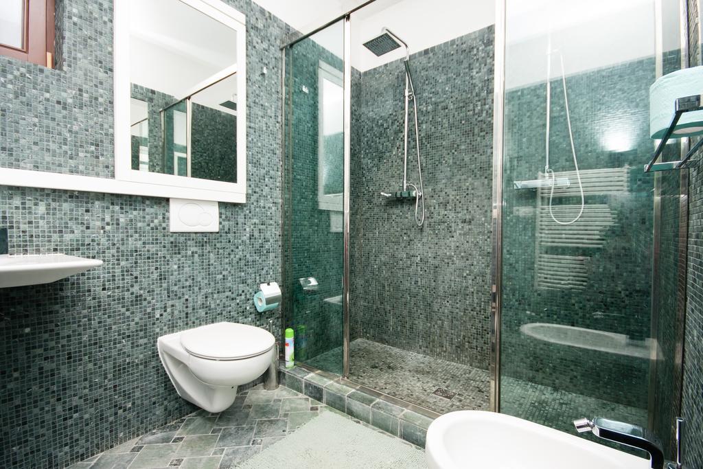 Luxury Loft Lägenhet Prag Exteriör bild
